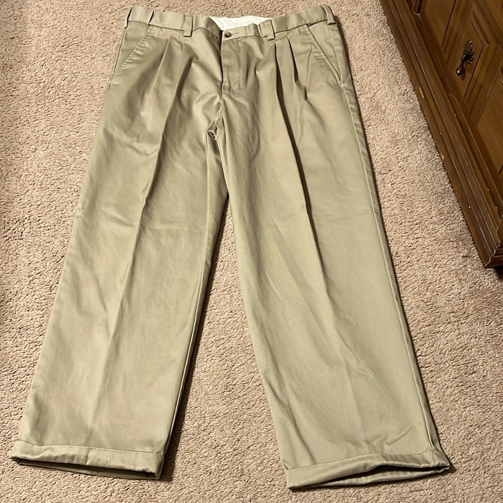 Retro George Men’s Dress Pants. Tan/Beige color. Size 38x29.